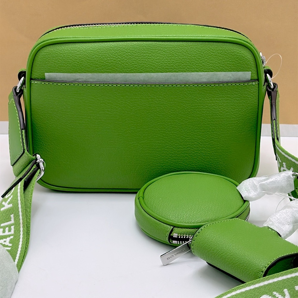 Michael Kors Jet Set Leather Medium
Crossbody Bag with Case for Apple
Airpods Pr - Picture 13 of 16
